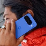 Addio limiti di segnale: WhatsApp funziona anche via satellite su Pixel 10